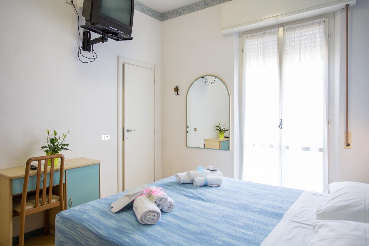 Hotel Villa Vera Rimini Exteriér fotografie