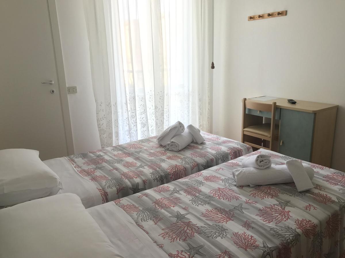 Hotel Villa Vera Rimini Exteriér fotografie